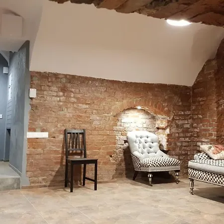 Unique Gertruda * Kaunas